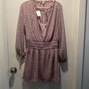 NWT Socialote dress size M. Stretch comfort. Flowy vintage boho vibes.All season
